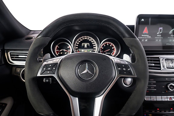 Mercedes-Benz E63 12 of 25