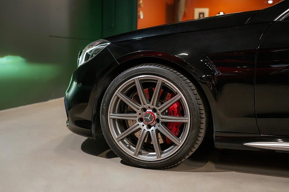 Mercedes-Benz E63 5 of 25
