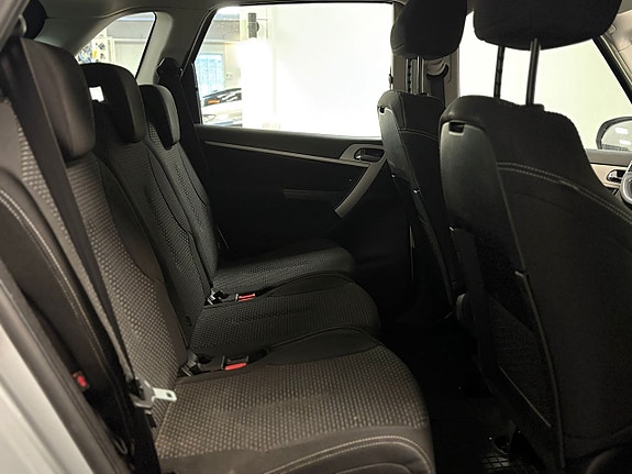 Citroen C4 Picasso 16 of 21