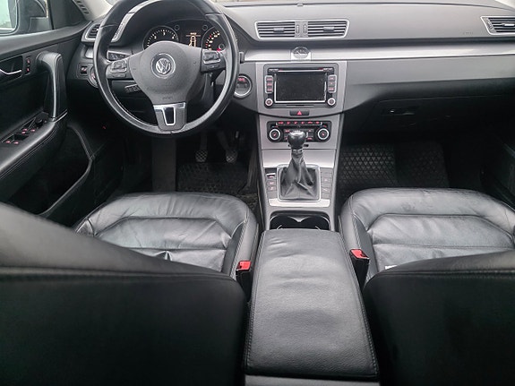 Volkswagen Passat 6 of 6
