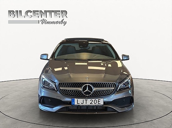 Mercedes-Benz CLA180 8 of 20