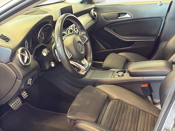 Mercedes-Benz CLA180 20 of 20