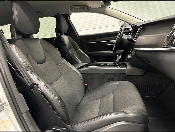 Volvo V90 Cross Country 16 of 16