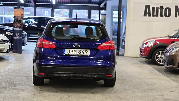 Ford Focus 5 of 5