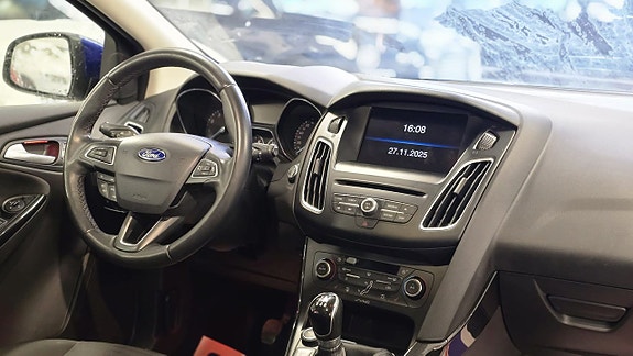 Ford Focus 7 of 20