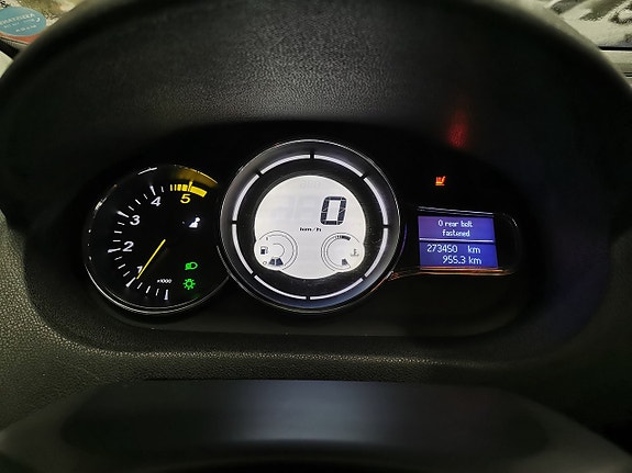 Renault Megane III 13 of 16