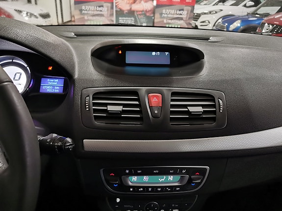 Renault Megane III 16 of 16