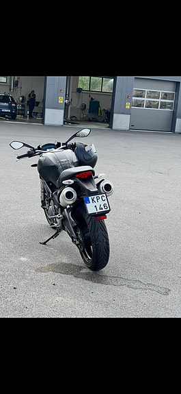 Ducati MONSTER 696 PLUS 2 of 5