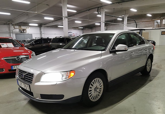 Volvo S80