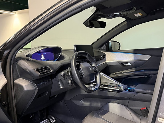 Peugeot 3008 8 of 16