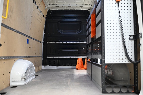 Volkswagen Crafter 12 of 30