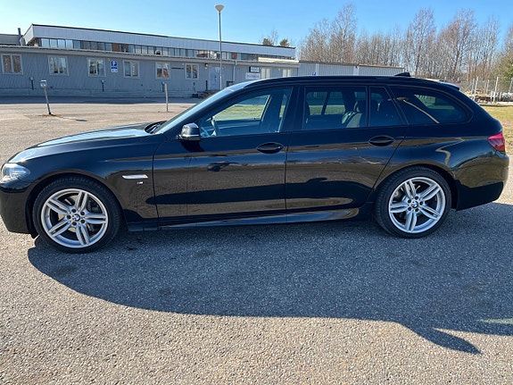 BMW 530xd 2 of 5