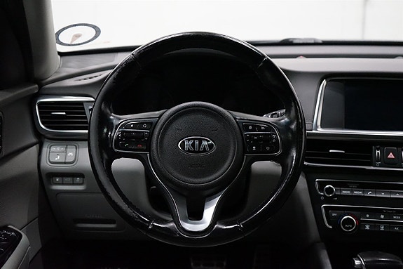 Kia Optima 13 of 22