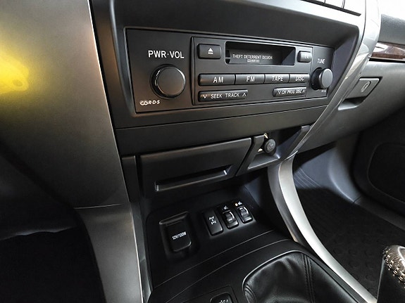 Toyota Land Cruiser 26 of 30