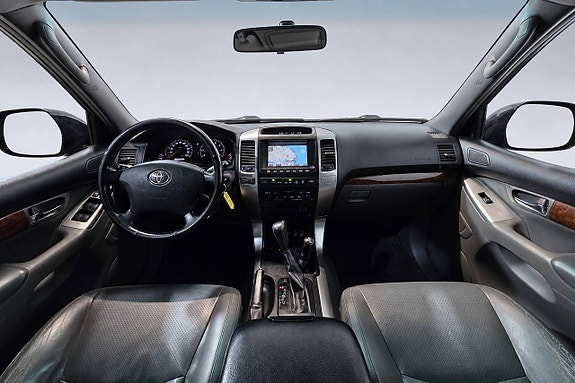 Toyota Land Cruiser 14 of 30