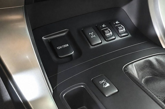 Toyota Land Cruiser 23 of 30
