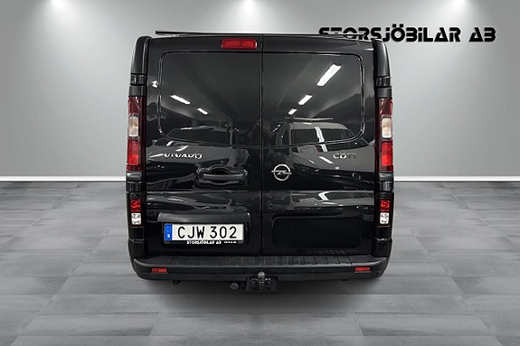 Opel Vivaro 4 of 5