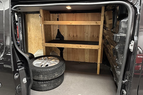 Opel Vivaro 12 of 17