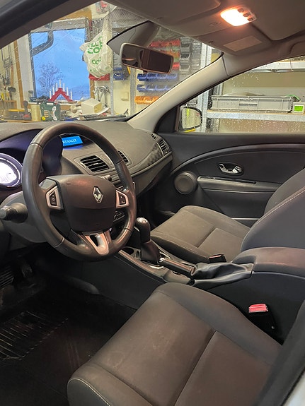 Renault Megane 8 of 12