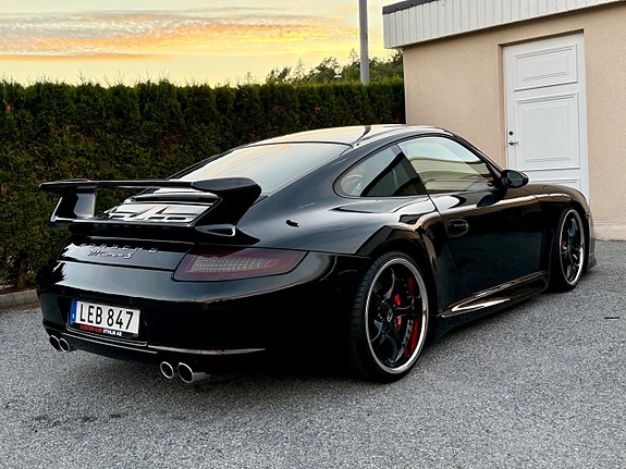 Porsche 911 Carrera S 6 of 13