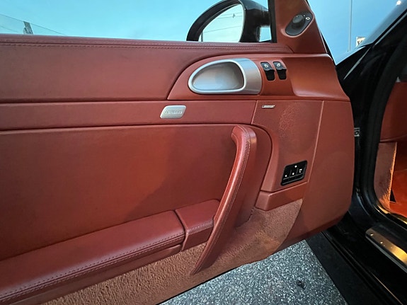 Porsche 911 Carrera S 13 of 13