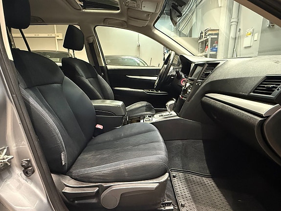 Subaru Outback 9 of 13
