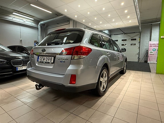 Subaru Outback 5 of 5