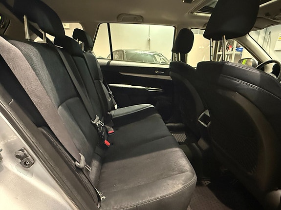 Subaru Outback 10 of 13