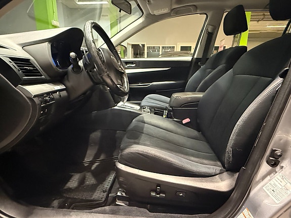 Subaru Outback 8 of 13