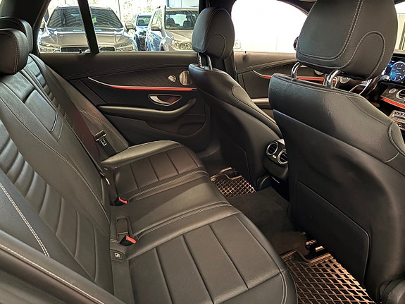 Mercedes-Benz E220 d 22 of 24