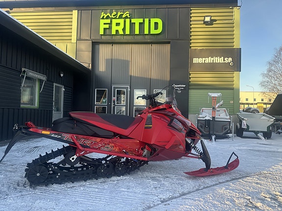 Yamaha SIDEWINDER LT-X 137 "