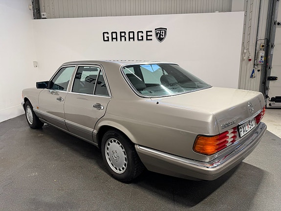 Mercedes-Benz 300 SE 6 of 18