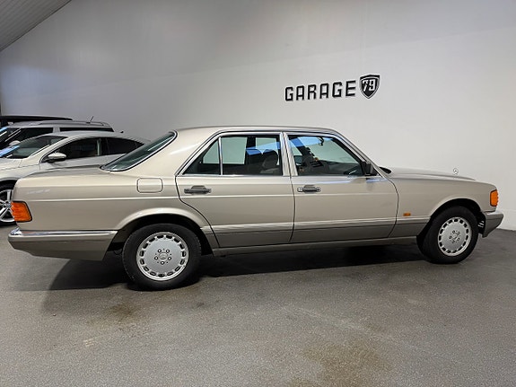 Mercedes-Benz 300 SE 18 of 18