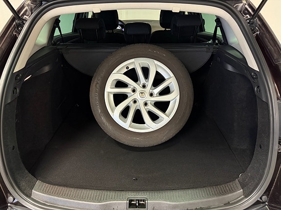 Renault Megane 10 of 10