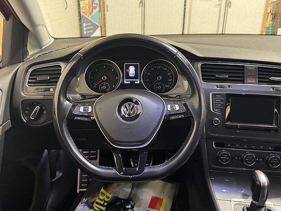 Volkswagen Golf Alltrack 5 of 30