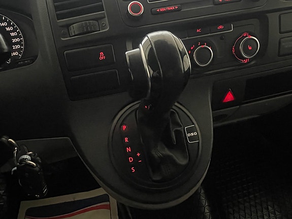 Volkswagen Transporter 18 of 19