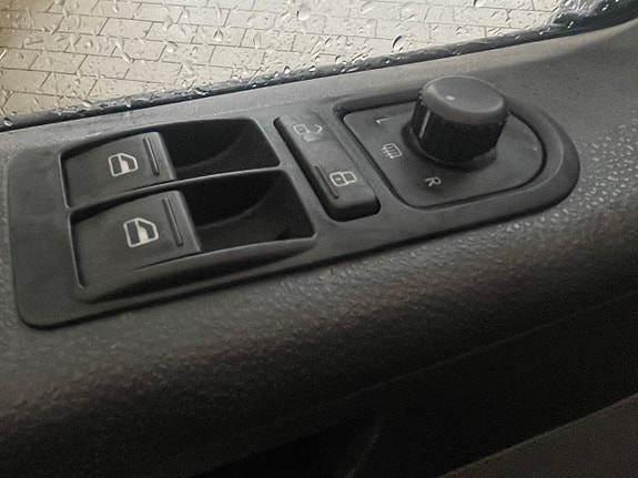 Volkswagen Transporter 9 of 19
