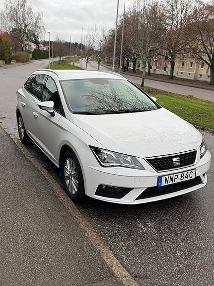 Seat Leon 3 of 5