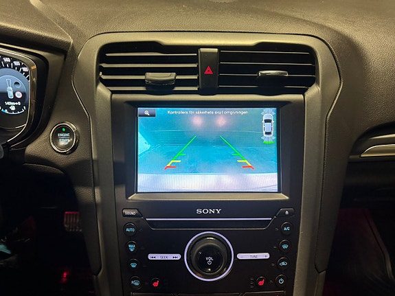 Ford Mondeo 19 of 24
