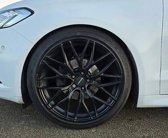 Ford Mondeo 24 of 24