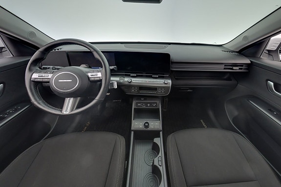 Hyundai Kona 11 of 26