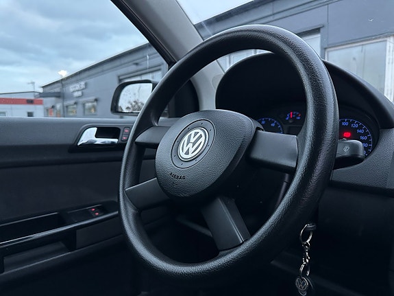 Volkswagen Polo 15 of 19