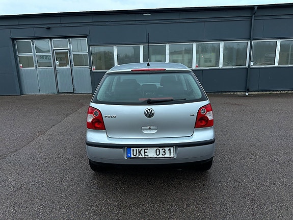 Volkswagen Polo 9 of 19