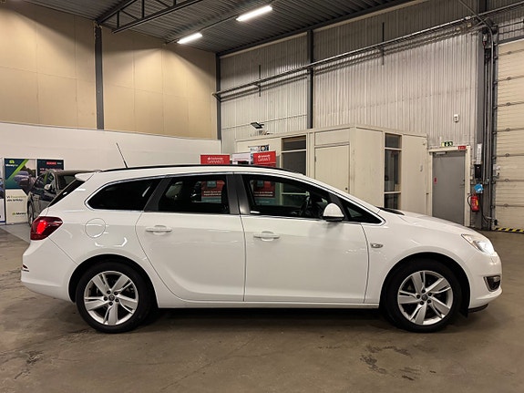 Opel Astra 4 of 5