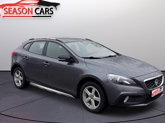 Volvo V40 Cross Country 5 of 5