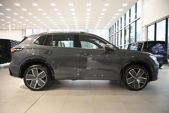 Volkswagen Tiguan 6 of 28