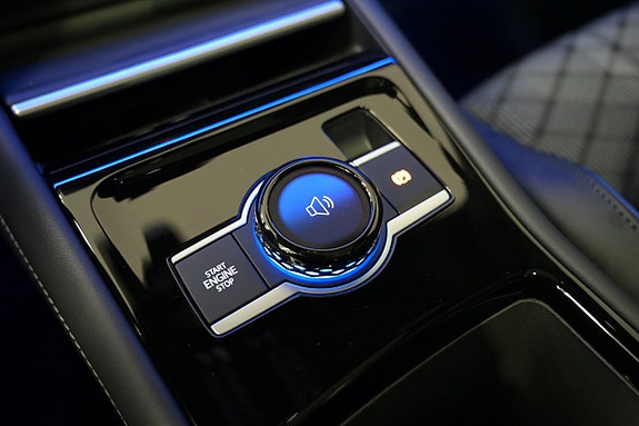Volkswagen Tiguan 21 of 28