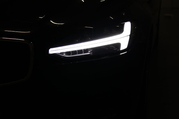 Volvo V90 13 of 26