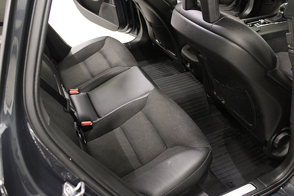 Volvo V90 10 of 26