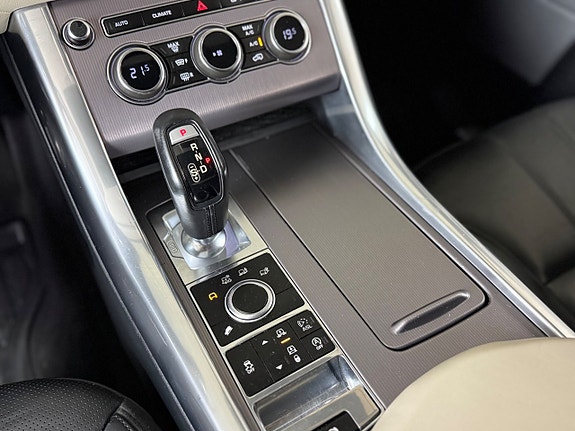 Land Rover Range Rover Sport 20 of 21
